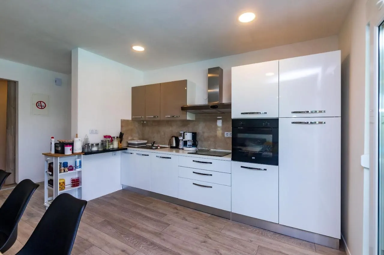 House Villa Ivona Suhovare 0*,